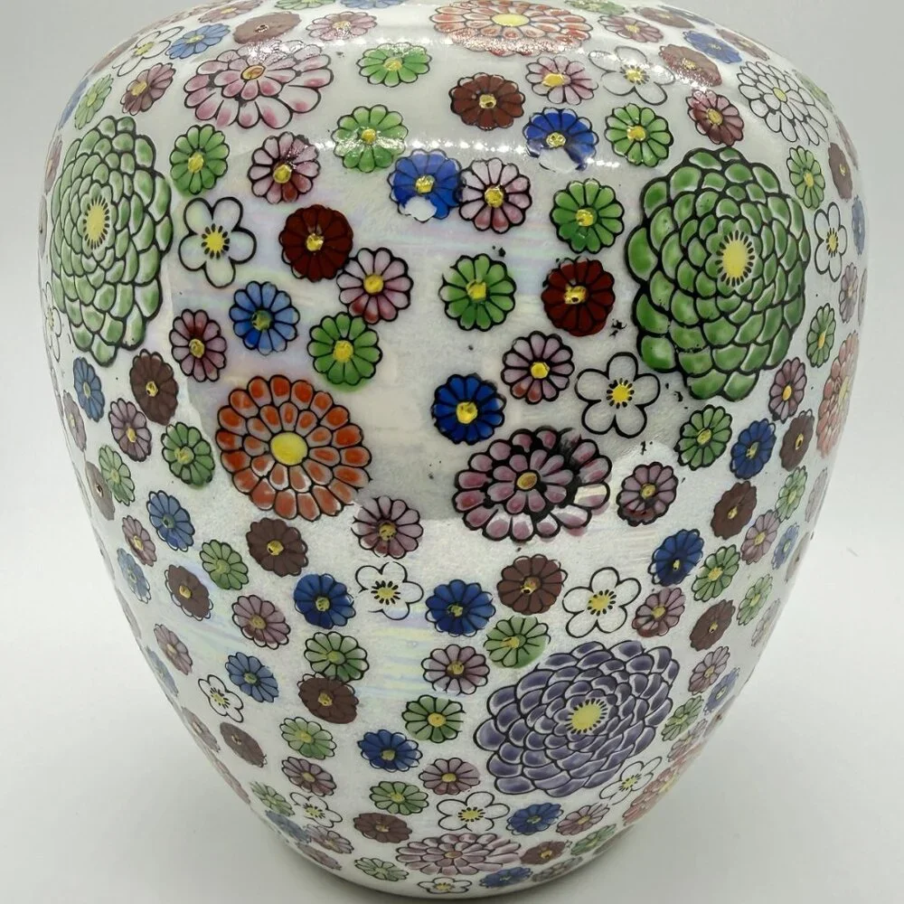 Hundreds of Flowers, Unstamped - 6 1/4" Polychrome Vase Porcelain - Picture 3 of 11